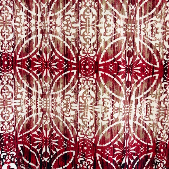 Christopher & Banks Red and White Geometric Short Sleeve Top - Picture 2 of 6